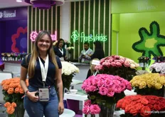 Andrea Romero of Flores Verdes, an Ecuadorian farm growing roses, spray roses and garden roses. They also offer dyed roses.